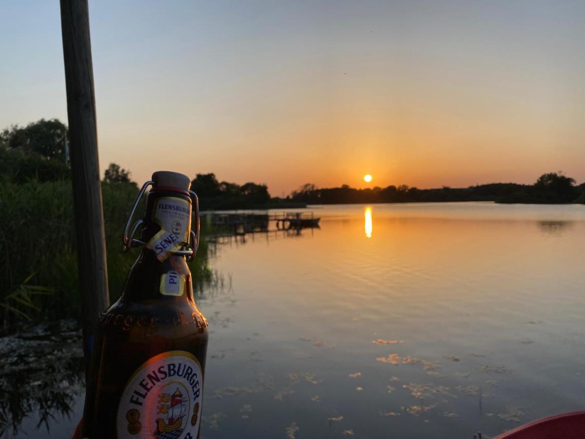 Residenz Am Trammer See Ploen Luaran gambar